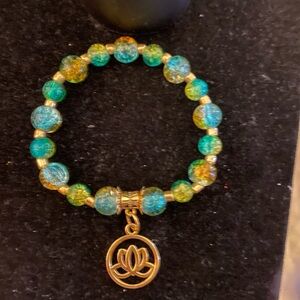 Handmade Lotus Charm Beaded Stretch Bracelet